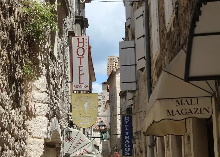 Mala Porta Πανσιόν *