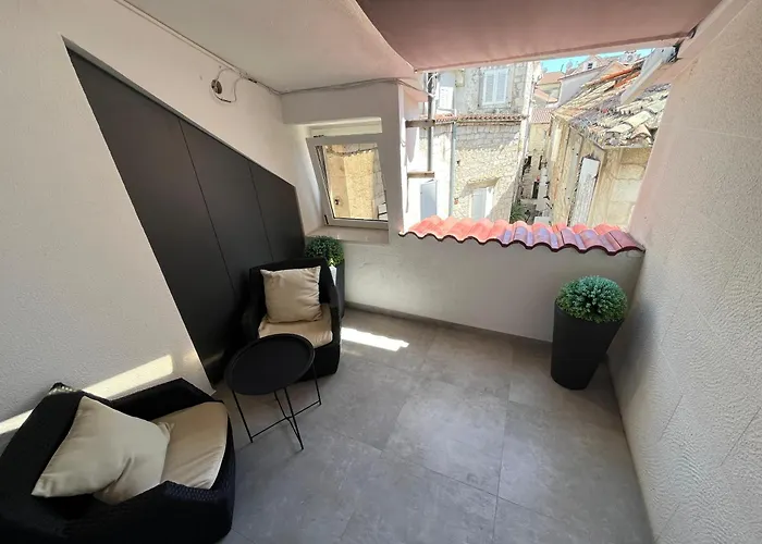 Mala Porta Πανσιόν