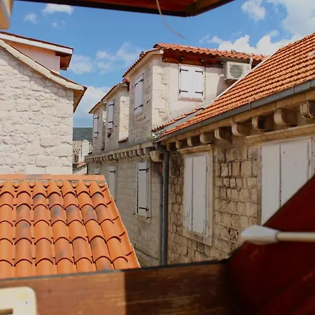 Mala Porta Penzion Trogir